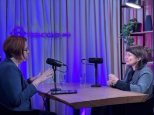 PhD Dora Kaufman no IA Trendcast